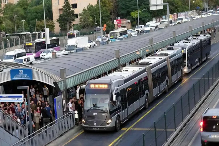 المتروباص في اسطنبول